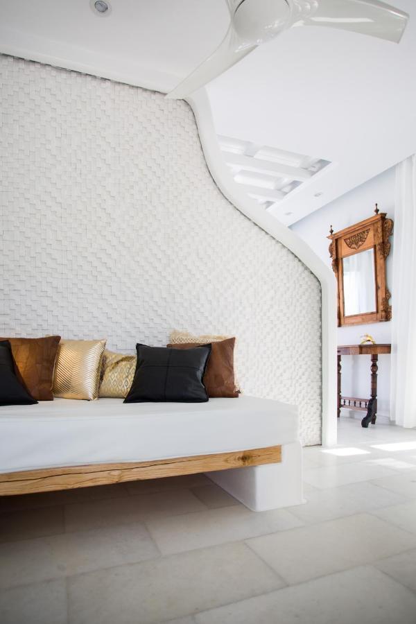 Naxian Riviera Exclusive Seafront Suites, Junior Suite Agios Prokopios  Zewnętrze zdjęcie